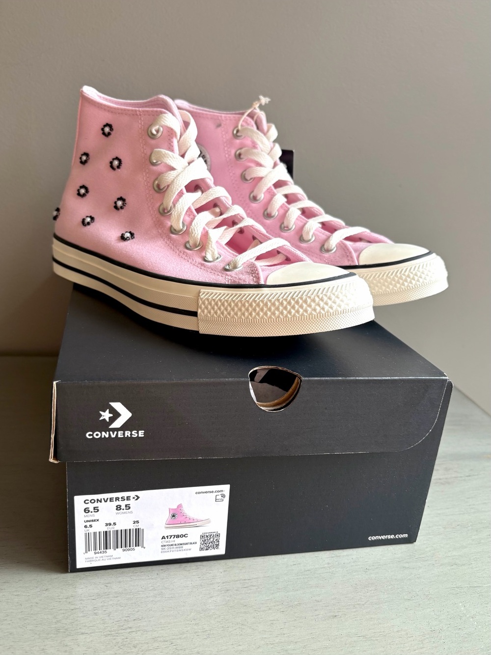 Converse Chuck Taylor All Star High Top Pink Beaded Floral Sneaker Women 8.5 - Picture 15 of 15